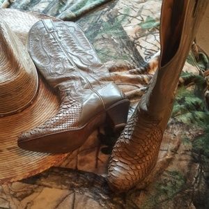 Justin Women Cowboy Boots